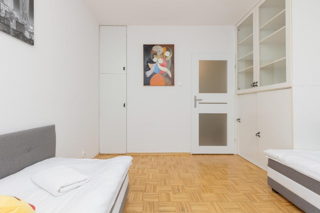 Family Apartment Bogatynska Bemowo By Noclegi Renters Warsaw Ngoại thất bức ảnh